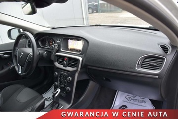 Volvo V40 II 2017 Volvo V40 Lift Duza-Navi Full-LED Klimatronic Tempomat Ambiente AluFelgi, zdjęcie 9