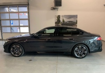 BMW Seria 5 G90-91 Touring 2.0 520d 197KM 2024 BMW Seria 5 2.0 Diesel 197KM, zdjęcie 4