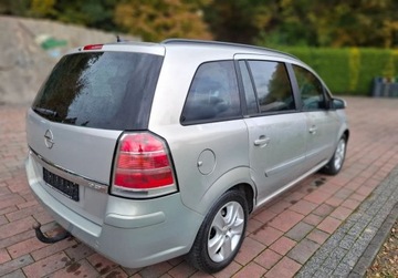 Opel Zafira B 1.9 CDTI ECOTEC 150KM 2007 Opel Zafira 1.9 Diesel 150KM, zdjęcie 4
