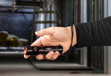 НЕО АККУМУЛЯТОРНЫЙ РУЧНОЙ ФОНАРЬ USB IPX 6 C 2000лм LED 5 ГРАДУСОВ 99-067