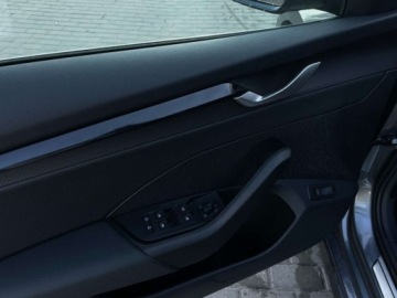 Skoda Octavia IV Liftback 1.5 TSI EVO 150KM 2025 Skoda Octavia Octavia Selection 1,5 TSI m-HEV 150 KM 7-bieg. DSG, maly prz, zdjęcie 14