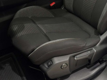 Peugeot 3008 II Crossover 1.2 PureTech 130KM 2017 Peugeot 3008 Active Kamera cofania Nawigacja CarPlayAndroid Auto, zdjęcie 9