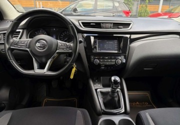 Nissan Qashqai II Crossover Facelifting 1.6 dCi 130KM 2018 Nissan Qashqai LIFT 1.6 NAVI kamera MANUAL zarejestrowany BEZWYPADKOWY, zdjęcie 26