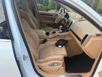 Porsche Cayenne II SUV Facelifting 3.6 300KM 2017 Porsche Cayenne Tiptronic S 3.6 Benzyna 300KM 4x4 2017r, zdjęcie 17