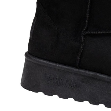 Зимние туфли большие звезды изолированные снежные ботинки