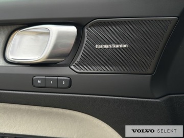 Volvo XC40 Crossover Facelifting 2.0 B3 163KM 2025 Volvo XC 40 XC40 B3 Plus Dark aut, Harman Kardon,, zdjęcie 15