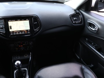 Jeep Compass II SUV 1.4 MultiAir 140KM 2018 Jeep Compass 1.4 MultiAir, Salon Polska, zdjęcie 7