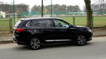 Mitsubishi Outlander III SUV Facelifting 2015 2.0 MIVEC 150KM 2016 outlander.. Kamera.. Ledy .. Nawigacja.. 2 x Koła .. 2 x PDC .. Klimatronik, zdjęcie 35