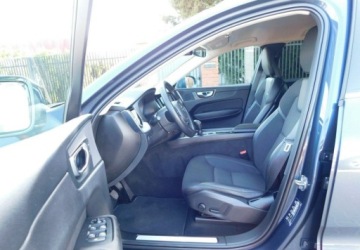 Volvo XC60 II Crossover D3 150KM 2020 Volvo XC 60 z Gwarancja 2.0 Diesel 150KM, zdjęcie 12