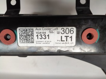 CHEVROLET CAMARO 16 - 19 CHLADIČ VODY KAPALINY VSTUP STOJAN 23377515 1GA134