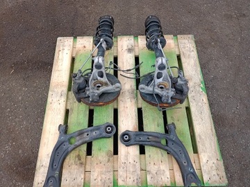 AUDI Q3 83A КУЛАК АМОРТИЗАТОР ПЕРЕДНИЙ ПОВОРОТНЫЙ РЫЧАГ ПРАВЫЙ ЛЕВЫЙ