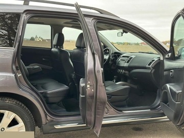 Mitsubishi Outlander II 2.0 MIVEC 147KM 2011 Mitsubishi Outlander 2.0 Intense + 2WD EU5 CVT benzyna 147KM 2011r, zdjęcie 27