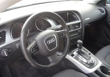 Audi A5 8T Coupe 1.8 TFSI 160KM 2010 Audi A5 Coupe 1.8TFSI 160KM Automat Xenon Navi Bezwypadkowy Zarejestrowany, zdjęcie 10