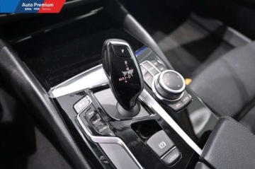 BMW Seria 5 G30-G31 Limuzyna 520i 184KM 2020 BMW Seria 5 520iFV23LED Fog lightsFotel SportowySport Line 2.0 Benzyna, zdjęcie 5