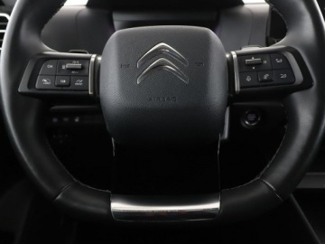 Citroen C4 III SUV 1.2 PureTech 130KM 2021 Citroen C4 Shine automat skóra navi kamera HUD, zdjęcie 20