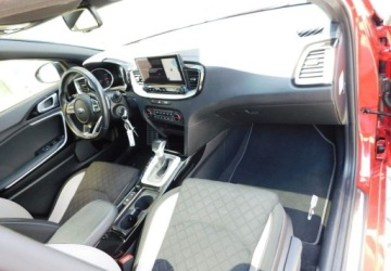 Kia Proceed Shooting Brake 1.5 T-GDI 160KM 2021 Kia ProCeed z Gwarancja Model 2022 1.5 Benzyna 160KM, zdjęcie 21