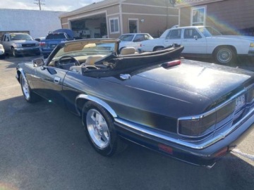 Jaguar 1995 Jaguar XJS 22 1995 4.0 Benzyna 237KM, zdjęcie 1