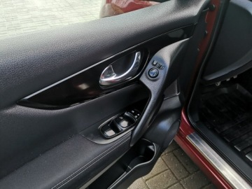 Nissan Qashqai II Crossover 1.2 DIG-T 115KM 2016 Nissan Qashqai 1.2 116KM Led Tempomat Nawi Kamera, zdjęcie 8