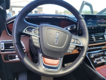 Lincoln Navigator III 2024 Lincoln Navigator Reserve 2024 3.5 Benzyna 440KM, zdjęcie 11