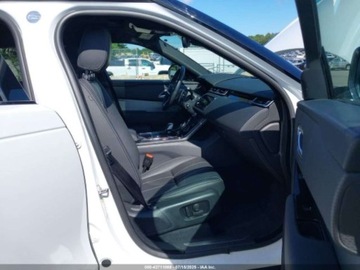 Land Rover Range Rover Velar 2023 Land Rover Range Rover Velar P340 R-Dynamic S Mhev 2023 3.0l 3.0 Benzyna, zdjęcie 9