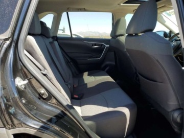 Toyota RAV4 V 2023 Toyota RAV4 Xle, 2023r., 2.5L 2.5 Benzyna 203KM, zdjęcie 9