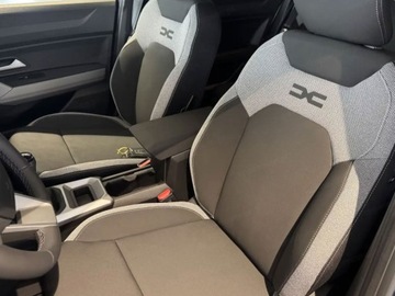 Dacia Bigster 1.2 mild hybrid 140 140KM 2025 Journey 1.2 TCe mHEV 140KM / Pakiet Parking, Zimowy Plus, zdjęcie 4