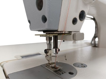 Maszyna do szycia STEBNÓWKA SIRUBA DL7200-NM1-16