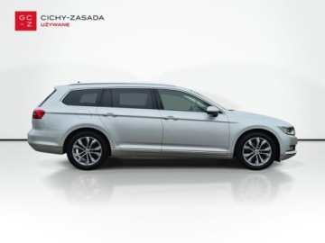 Volkswagen Passat B8 Variant 1.8 TSI BlueMotion Technology 180KM 2015 Volkswagen Passat Variant Salon PL Highline el.klapa Full led MatrixDSGMod, zdjęcie 5