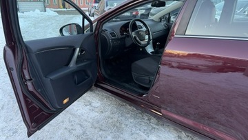 Toyota Avensis III Wagon 1.8 Valvematic 147KM 2011 Toyota Avensis 1.8 Benzyna Moc 147KM, zdjęcie 18