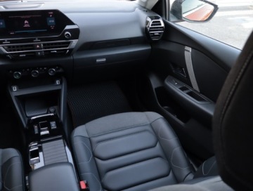 Citroen C4 III SUV 1.2 PureTech 156KM 2022 Citroen C4 1.2 PureTech, Salon Polska, Serwis ASO, zdjęcie 7