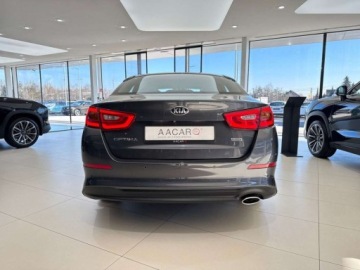 Kia Optima I Sedan Facelifting 1.7 VGT CRDi 136KM 2014 Kia Optima 1.7 CRDi L Kamera cofania Podgrzewane fotele Czujniki parkow, zdjęcie 2