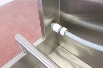 Стенка для полоскания одежды мясника