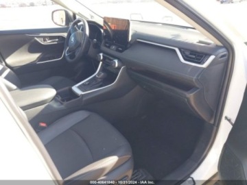 Toyota RAV4 V 2023 Toyota RAV4 Limited, 2023r., 4x4, 2.5L 2.5 Benzyna 203KM, zdjęcie 8