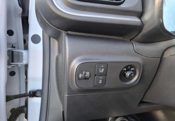 Citroen C3 III Hatchback 1.5 BlueHDi 102KM 2019 Citroen C3 Citroen C3 1.5 BlueHDi Feel 1.5 Diesel 102KM, zdjęcie 19