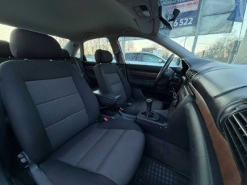 Audi A4 B5 Sedan 1.8 20V Turbo 150KM 1995 Audi A4 Limousine Audi A4 B5 1.8t AEB SUPER STAN DLUGIE OPLATY Zamiana, zdjęcie 6