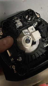 ПОДУШКА БЕЗОПАСНОСТИ ВОДИТЕЛЯ DACIA DOKKER LODGY SANDERO II LIFT 985701142R