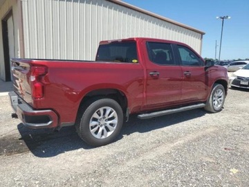 Chevrolet Silverado II 2022 Chevrolet Silverado 2022 CHEVROLET SILVERADO LTD C1500 CUSTOM silnik benz, zdjęcie 3