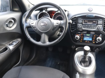 Nissan Juke I SUV Facelifting 1.2 DIG-T (Euro 6) 115KM 2016 Nissan Juke 1.2 DIG-T, Salon Polska, Serwis ASO, zdjęcie 6