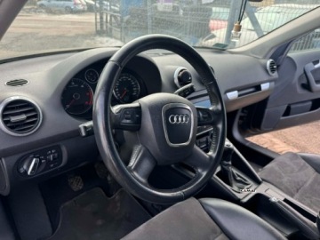 Audi A3 8P Hatchback 3d 2.0 TDI PD 140KM 2008 Audi A3 Sportback Audi A3 Sportback 2,0 Diesel Bogate Wyposazenie Hak Zami, zdjęcie 4