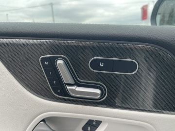 Mercedes Klasa B W247 Sports Tourer 2.0 220 190KM 2019 Mercedes B 220 AMG line 4Matic Skóra Kamery, zdjęcie 10