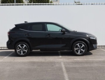Nissan Qashqai III Crossover 1.3 DIG-T MHEV 158KM 2022 Nissan Qashqai 1.3 DIG-T, Salon Polska, zdjęcie 4