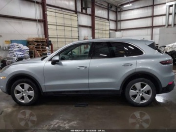 Porsche Cayenne III 2020 Porsche Cayenne 2020 3.0 Benzyna 335KM, zdjęcie 2