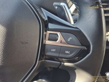 Peugeot 3008 II Crossover Facelifting  1.2 PureTech 130KM 2021 Peugeot 3008 1,2 130KM automat navi kamera alu led pdc oplacony 1.2 130KM, zdjęcie 19