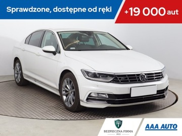 Volkswagen Passat 2017 VW Passat 1.8 TSI, Salon Polska, Automat, Skóra