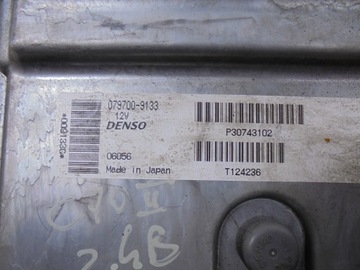 JEDNOTKA ŘÍZENÍ MOTORU P30743102 VOLVO C70 II 2.4 20V