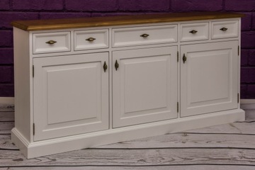 Комод в стиле ретро с белой патиной SosMeb