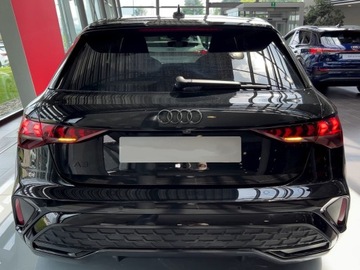 Audi A3 8Y Sportback Facelifting 1.5 35 TFSI 150KM 2025 AUDI A3 35 TFSI S Line Sportback Hatchback 1.5 (150KM) 2025, zdjęcie 1