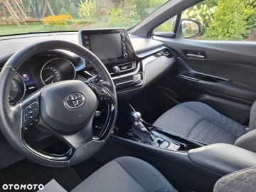 Toyota C-HR I Crossover Facelifting 1.8 Hybrid 122KM 2021 Toyota C-HR Toyota C-HR 1.8 Hybryda 122KM, zdjęcie 17
