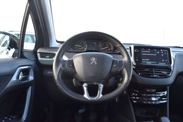 Peugeot 2008 I SUV Facelifting 1.2 PureTech 110KM 2018 Peugeot 2008 SalonPL 110KM Climatronic Nawigacja Smartlink Czujniki Park., zdjęcie 11