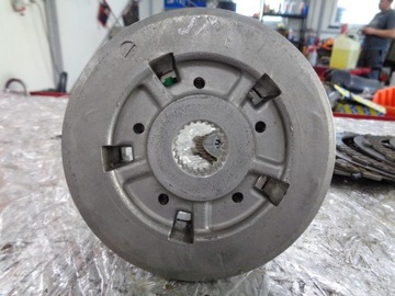 TRIUMPH DAYTONA 675 зацепился за корзину 06-12